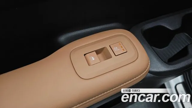Hyundai Santa Fe MX5 — Фото автомобиля 20