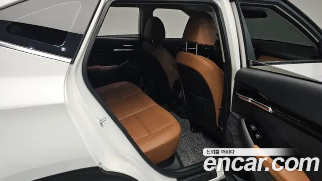 Kia Seltos Бензин 1.6 турбо 2WD — Фото автомобиля 11