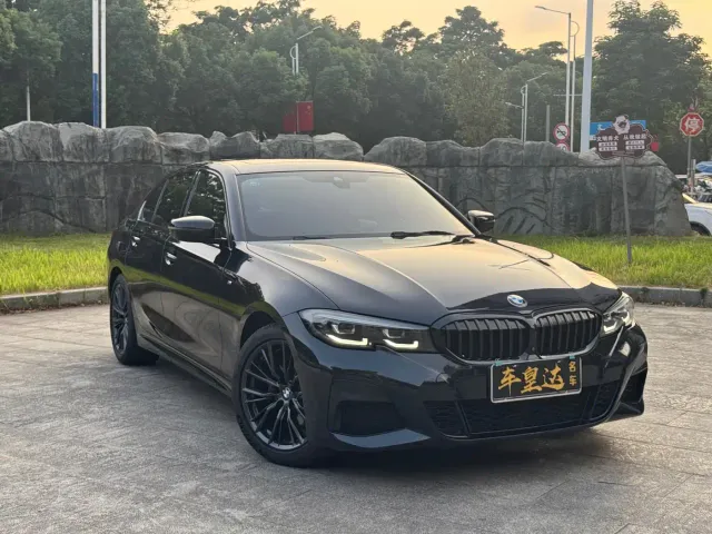BMW 3 Series — Фото автомобиля 3