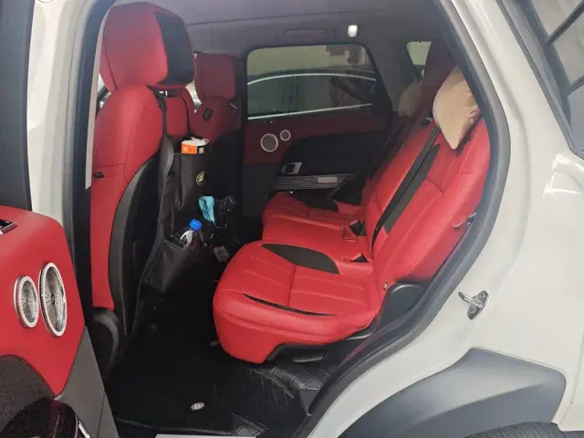 Land Rover Range Rover Sport — Фото автомобиля 14