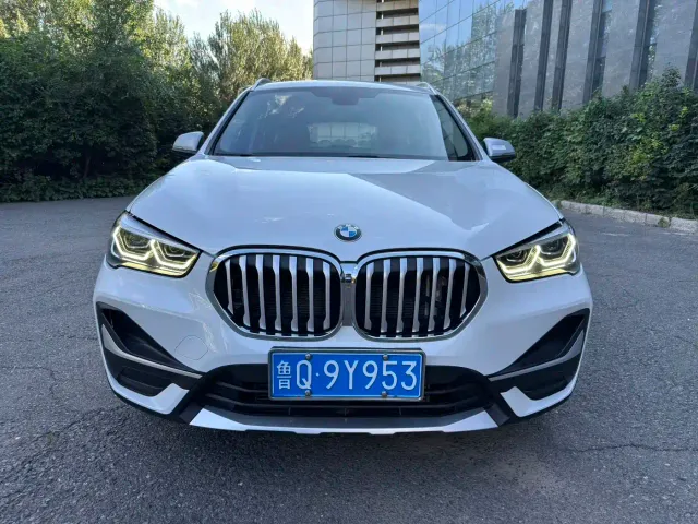 BMW X1 — Фото автомобиля 2