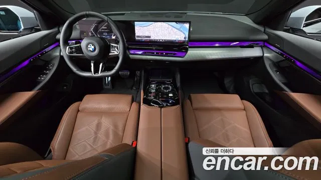BMW 5-Series 5 серия (G60) 530i xDrive M Sport — Фото автомобиля 7