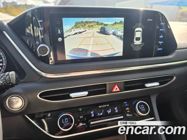 Hyundai Sonata — Фото автомобиля 11