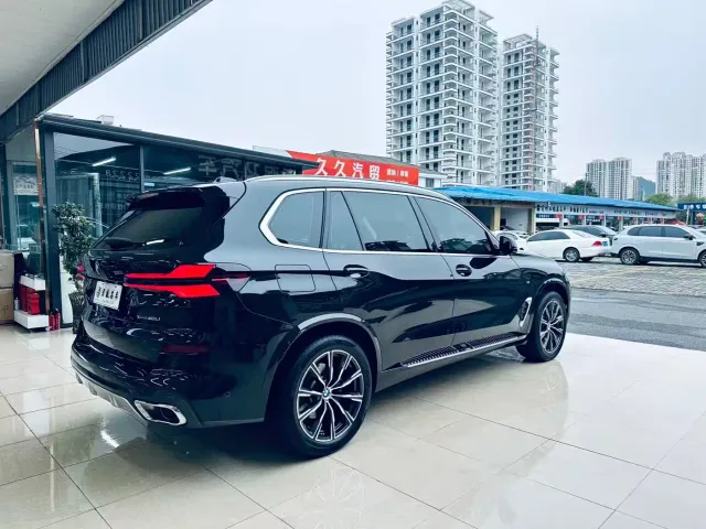 BMW X5 — Фото автомобиля 7