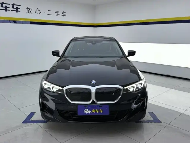 BMW i3 — Фото автомобиля 2