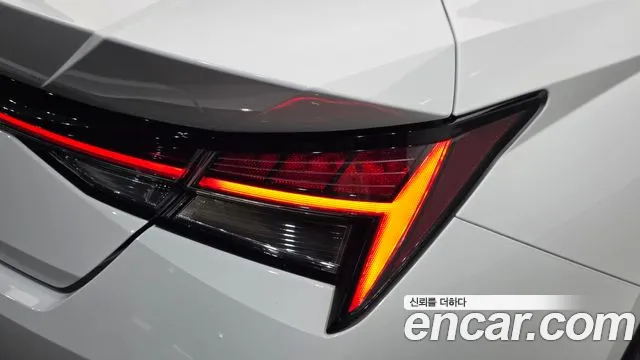 Hyundai Avante — Фото автомобиля 8