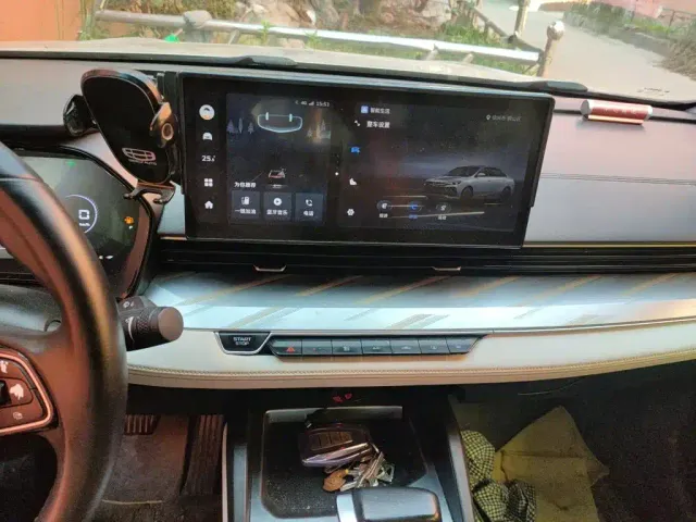 Geely Emgrand L — Фото автомобиля 9