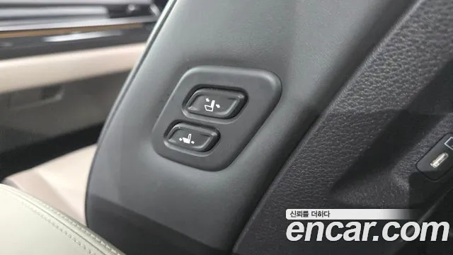 Kia Carnival Generation 4 — Фото автомобиля 24