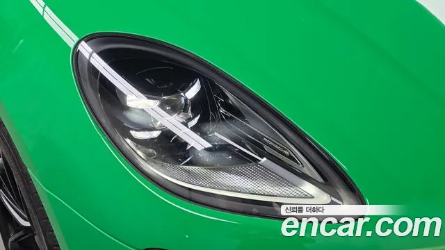 Porsche Macan — Фото автомобиля 7