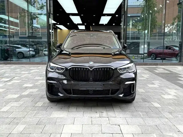 BMW X5 — Фото автомобиля 2