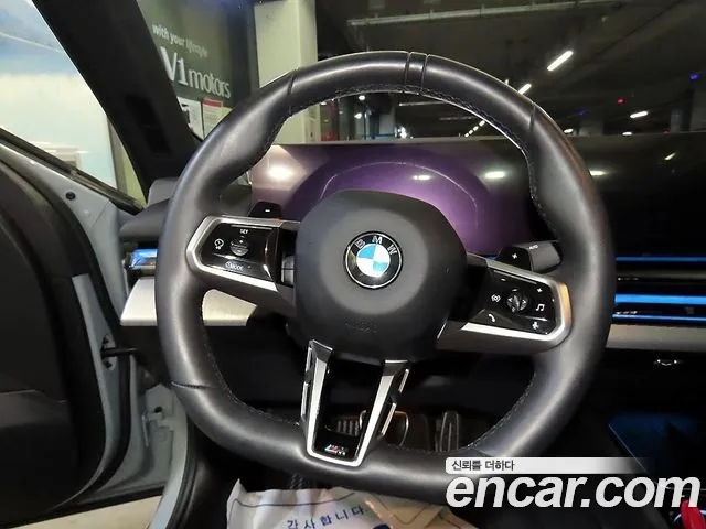 BMW 5 Series G60 — Фото автомобиля 18