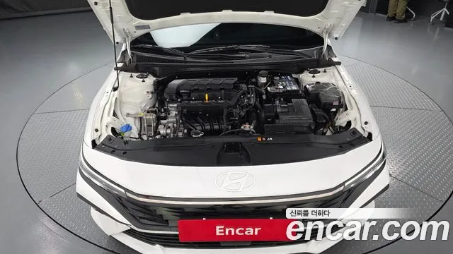 Hyundai Avante CN7 — Фото автомобиля 6