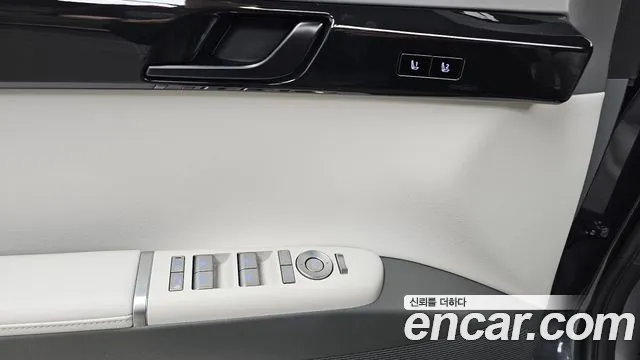 Hyundai Grandeur GN7 — Фото автомобиля 27