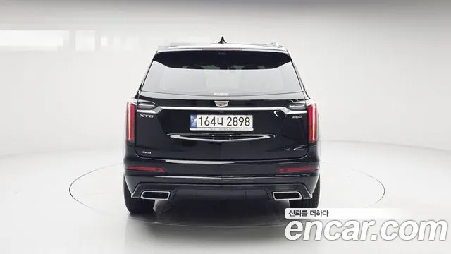 Cadillac XT6 — Фото автомобиля 4