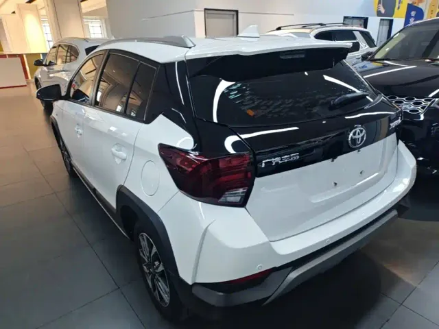 Toyota YARiS L Zhi Xuan — Фото автомобиля 4