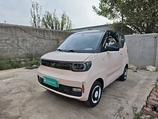 Фотография автомобиля — Wuling Hongguang Mini EV