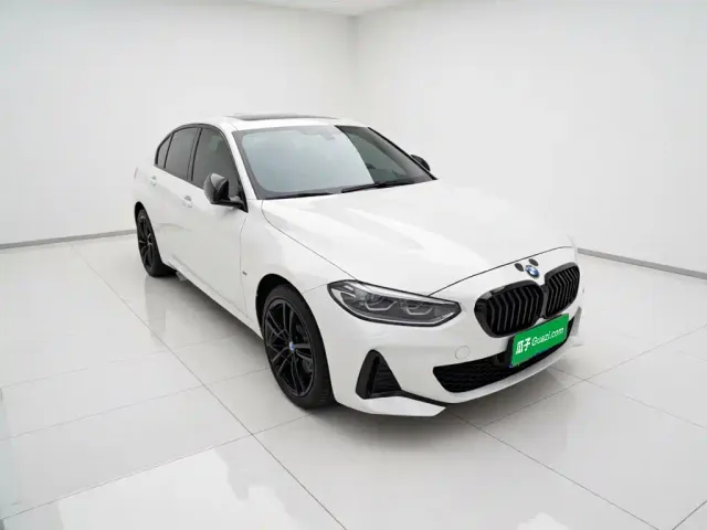 BMW 1 Series — Фото автомобиля 23