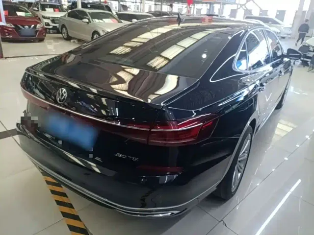 Volkswagen Passat — Фото автомобиля 6