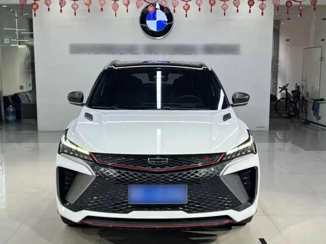 Geely Binyue — Фото автомобиля 6