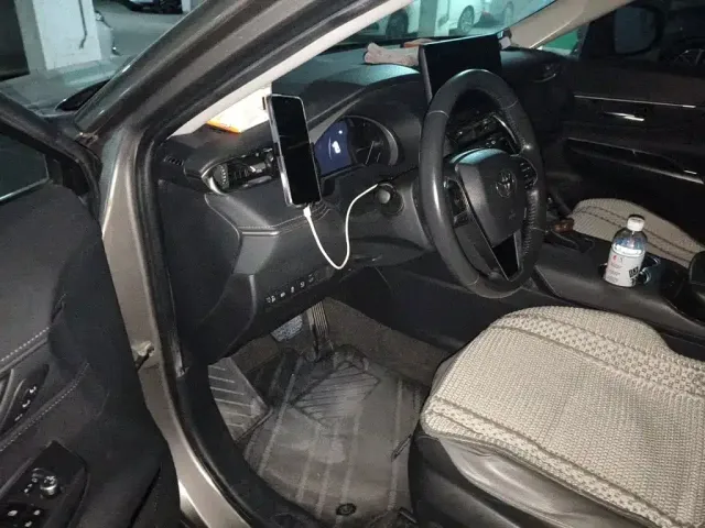 Toyota Harrier — Фото автомобиля 12