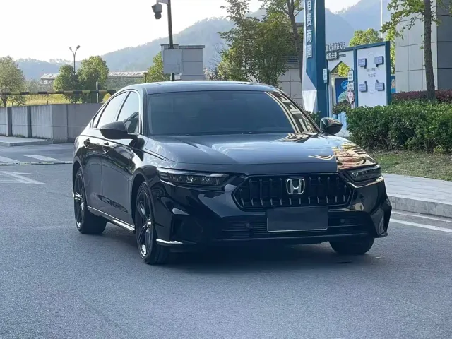 Honda Inspire — Фото автомобиля 3