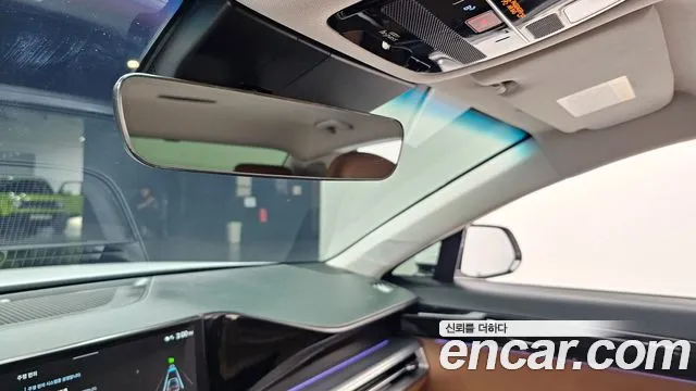Hyundai Grandeur GN7 — Фото автомобиля 30
