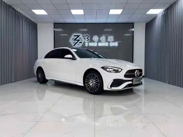 Mercedes-Benz C-Class — Фото автомобиля 3