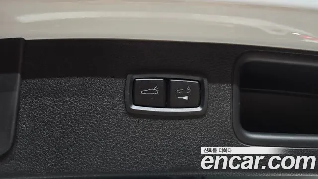 Porsche Macan — Фото автомобиля 18