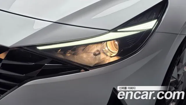 Hyundai Avante CN7 — Фото автомобиля 7