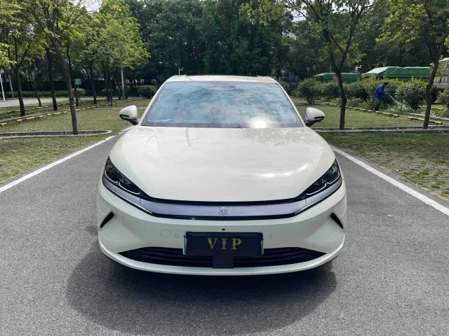 BYD Qin L — Фото автомобиля 2