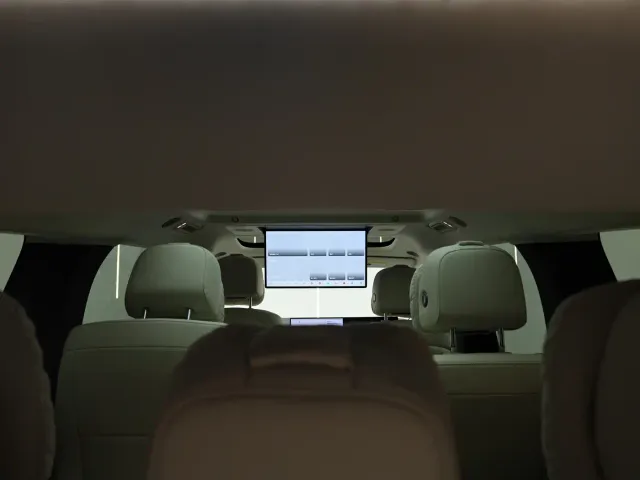 Li Auto MEGA — Фото автомобиля 20