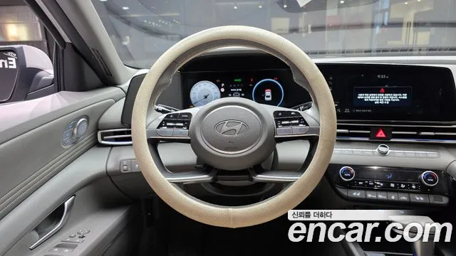 Hyundai Avante CN7 — Фото автомобиля 14