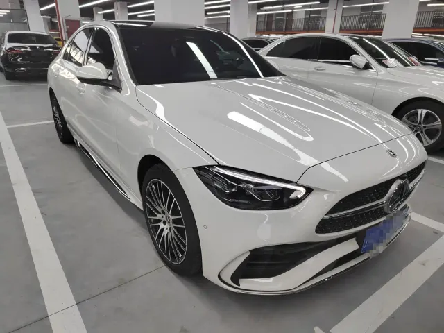 Mercedes-Benz C-Class — Фото автомобиля 2