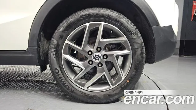 KG_Mobility_Ssangyong TIBOLI Very New Tivoli Бензин 1.5 2WD — Фото автомобиля 21