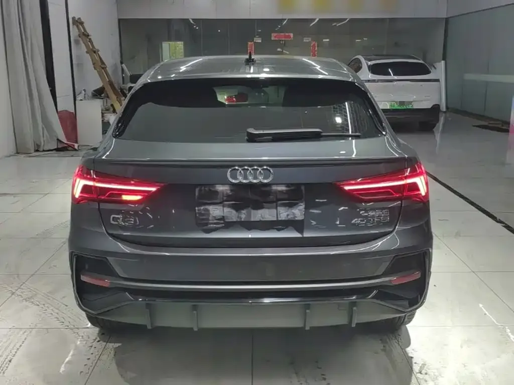 Audi Audi Q3 Sportback 2022 40 TFSI Fashion — Фото автомобиля 5