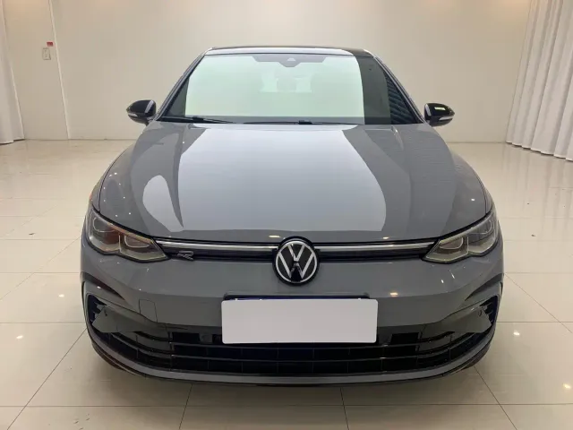 Volkswagen Golf — Фото автомобиля 2