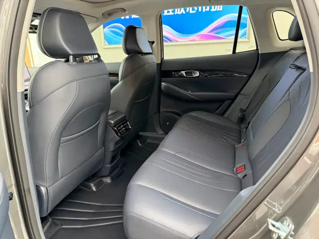 Geely Galaxy E5 — Фото автомобиля 11