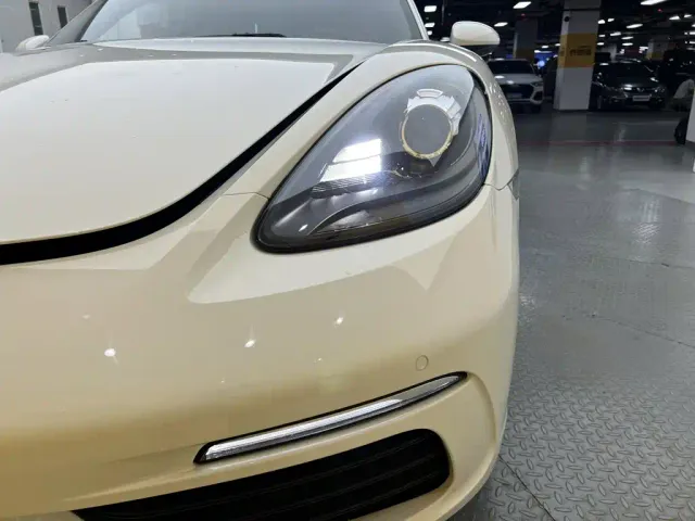 Porsche 718 — Фото автомобиля 8