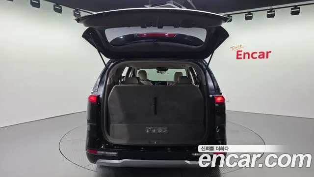 Kia Canival Carnival 4 поколение Дизель 11 мест Prestige — Фото автомобиля 19