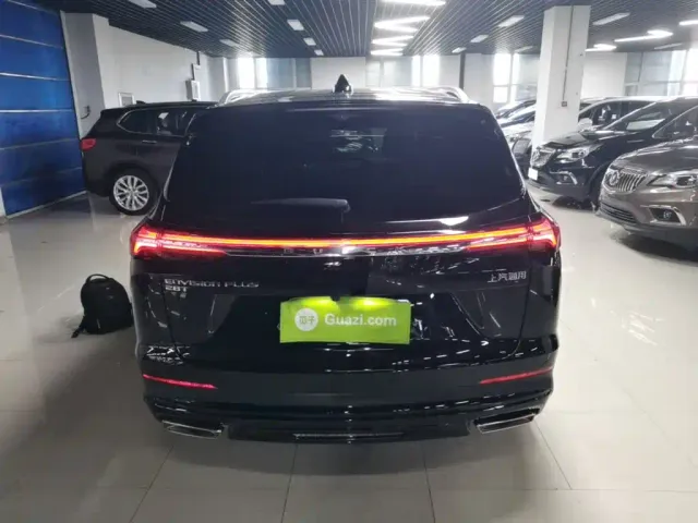 Buick Envision Plus — Фото автомобиля 5