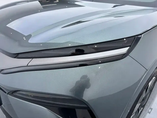 BYD Tang L — Фото автомобиля 11