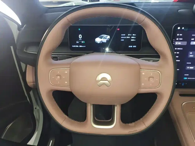 Nio EC6 — Фото автомобиля 10