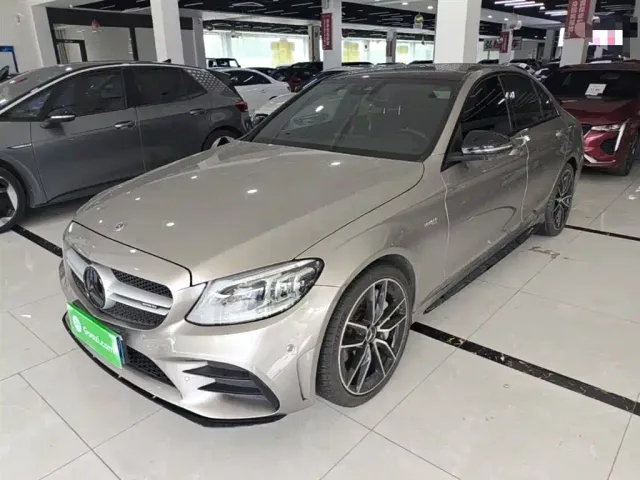 Фотография автомобиля — Mercedes-Benz C-Class AMG