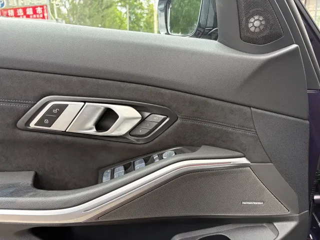 BMW 3 Series — Фото автомобиля 5