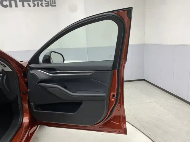 Ford Mondeo — Фото автомобиля 25