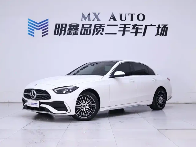 Mercedes-Benz C-Class — Фото автомобиля 2