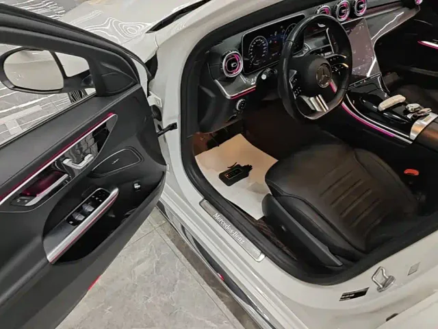Mercedes-Benz C-Class — Фото автомобиля 15