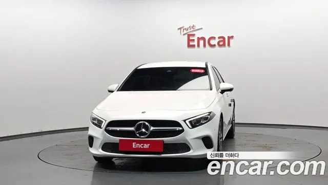 Mercedes-Benz A-Class — Фото автомобиля 3