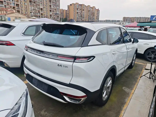 Bestune T90 — Фото автомобиля 16