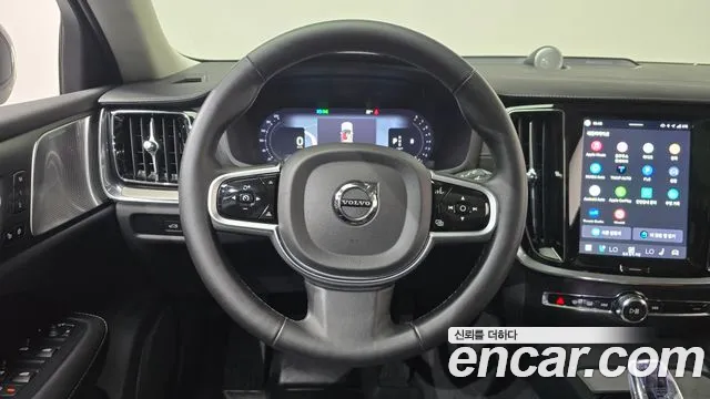 Volvo V60 Cross Country 2nd Gen — Фото автомобиля 18